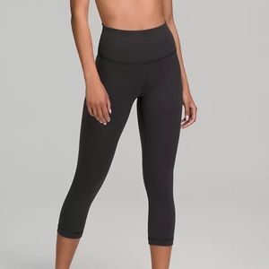 Lululemon Wunderunder Full Pn Luxtreme High Rise Cropped Leggings in Size 4